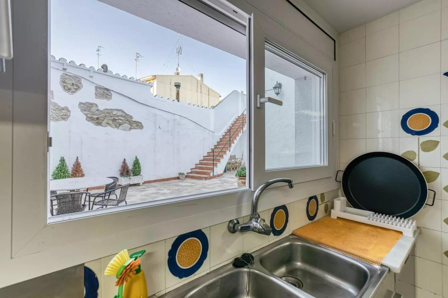Can Mateuet - House Rental By Season Llagostera Eksteriør billede